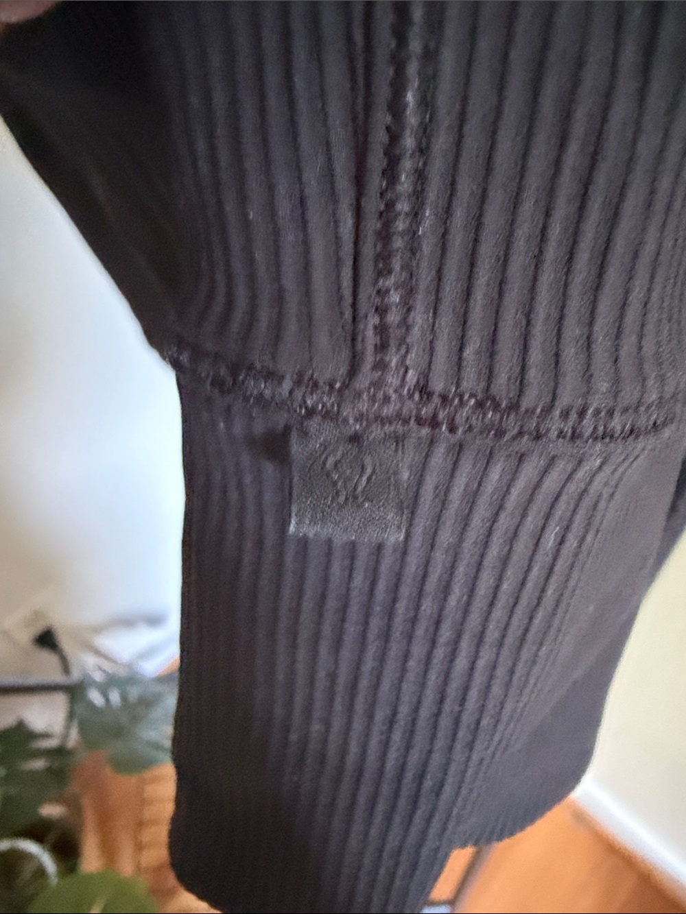 Lululemon Power Pivot Ribbed Tank Top - Picture 3 of 5